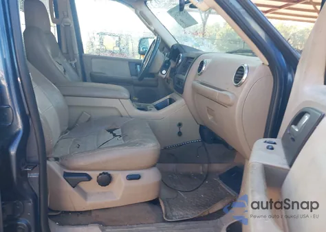 2004 Ford Expedition Eddie Bauer из США, поврежденный, VIN 1FMFU18L54LA00675